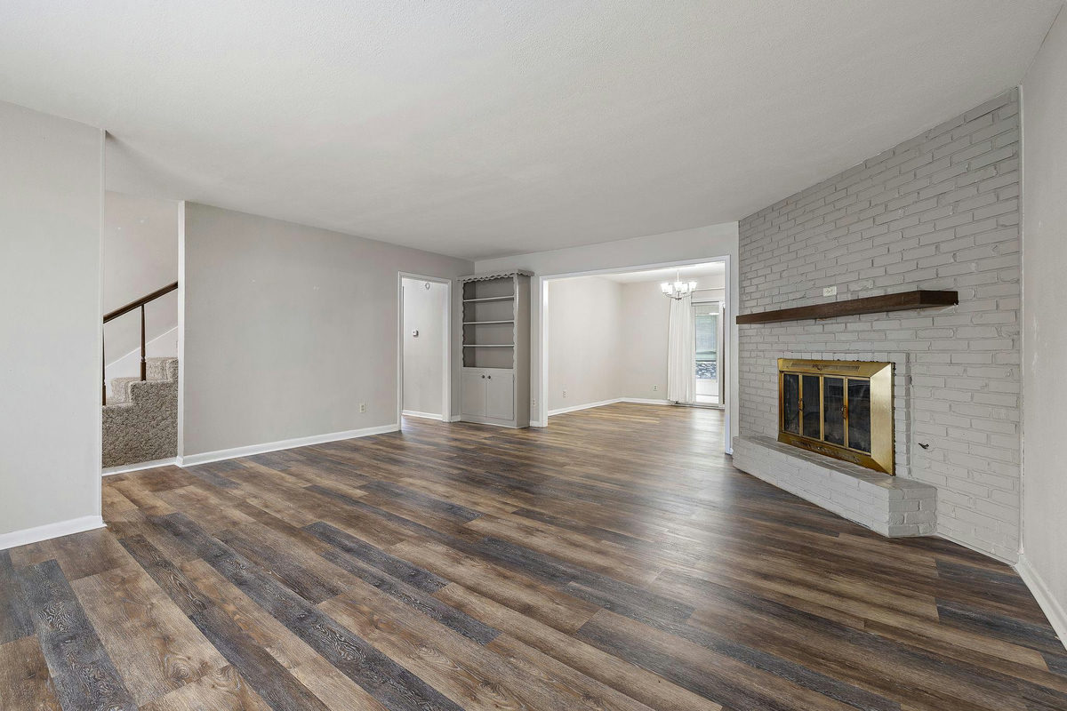 8616 Willowick Dr — photo 5