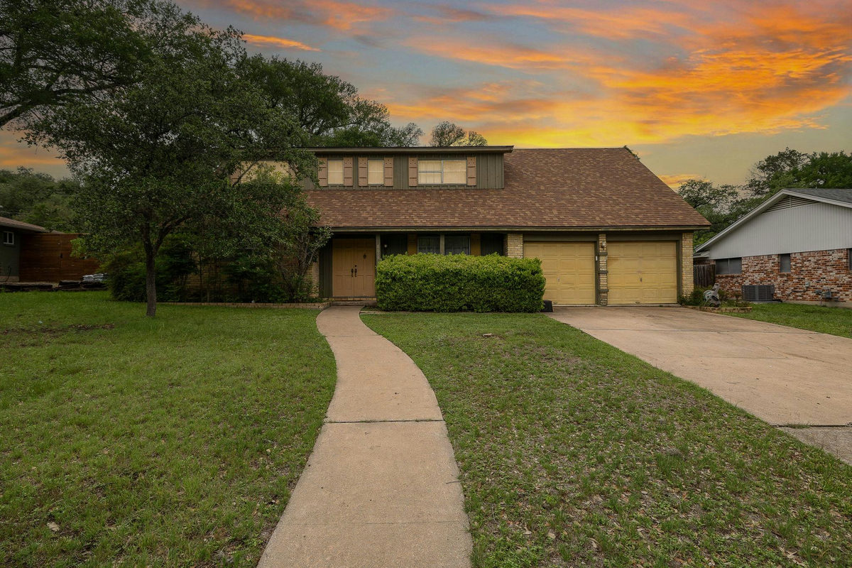 8616 Willowick Dr — photo 2
