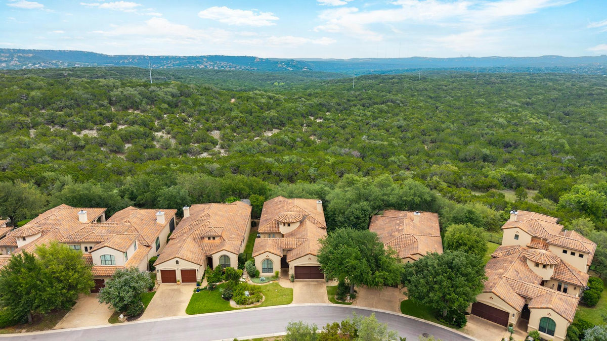 2813 University Club Dr — photo 5