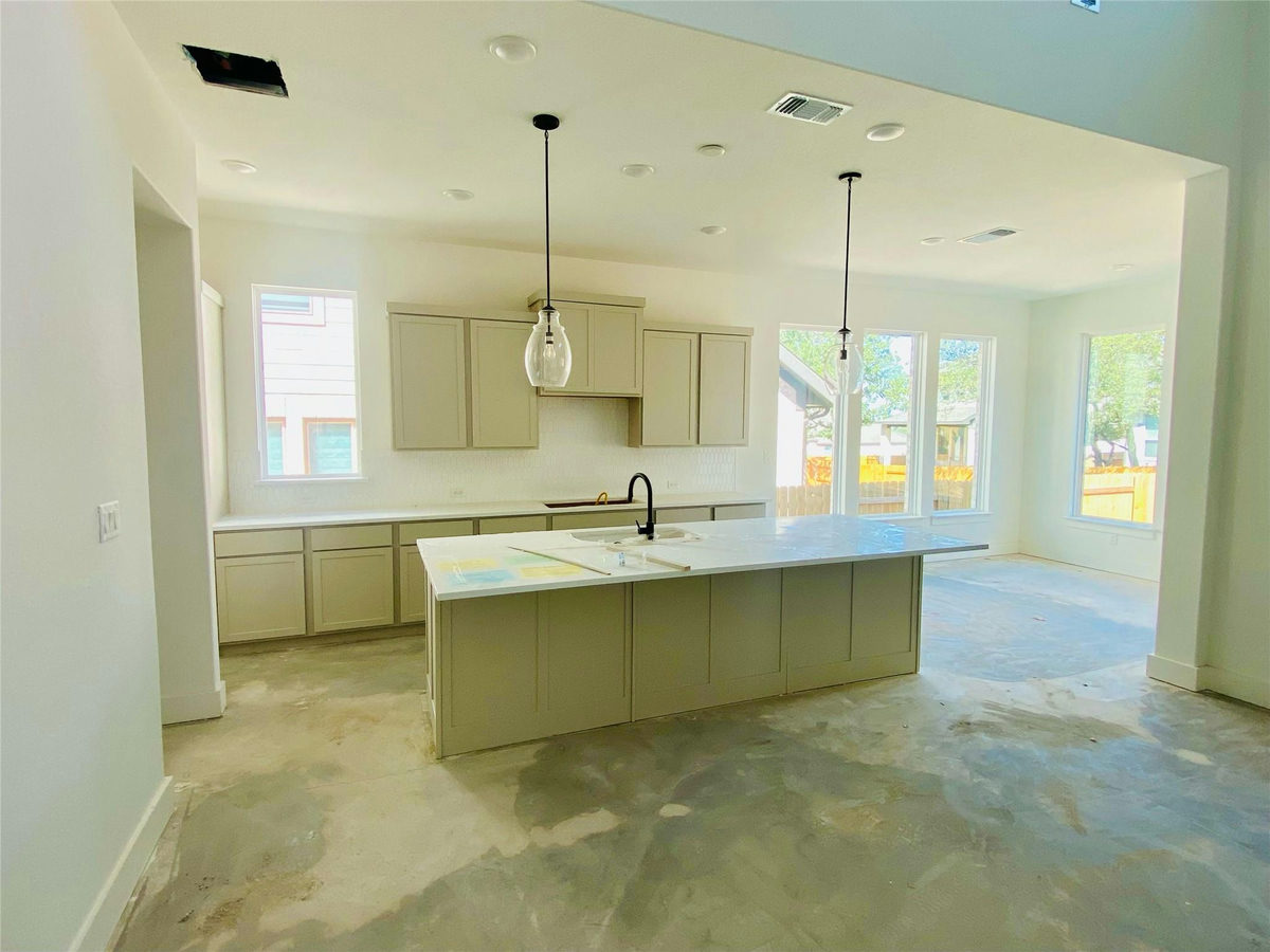 1421 Amanda Paige Dr — photo 3