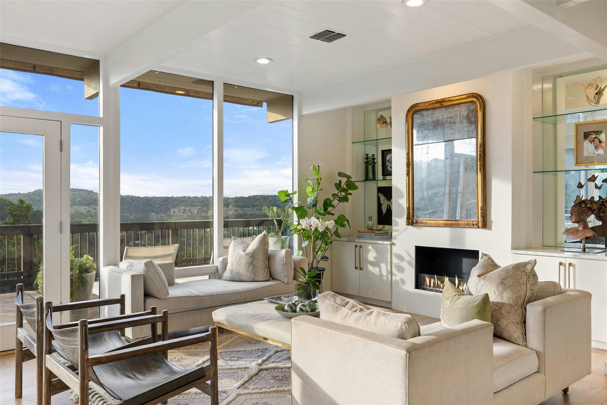 6 WREN VALLEY Cv — exterior
