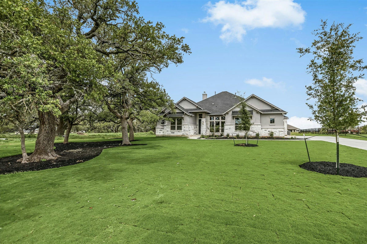 3109 Honeywood Dr — photo 3