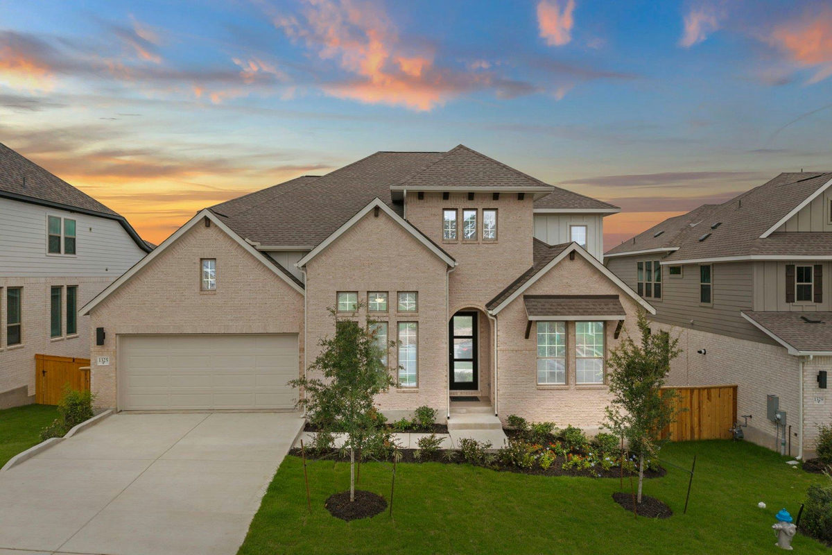 1325 White Daisy Ln — exterior