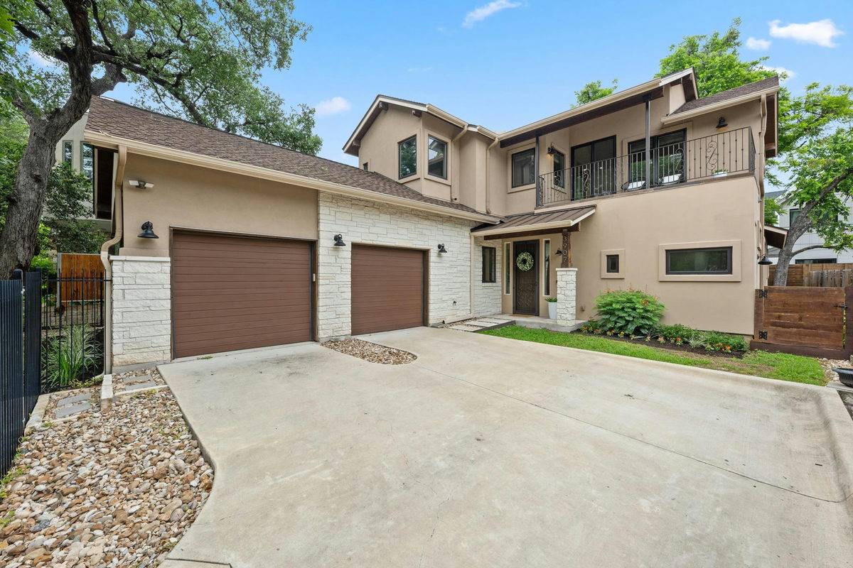 3907 Bailey Ln — exterior