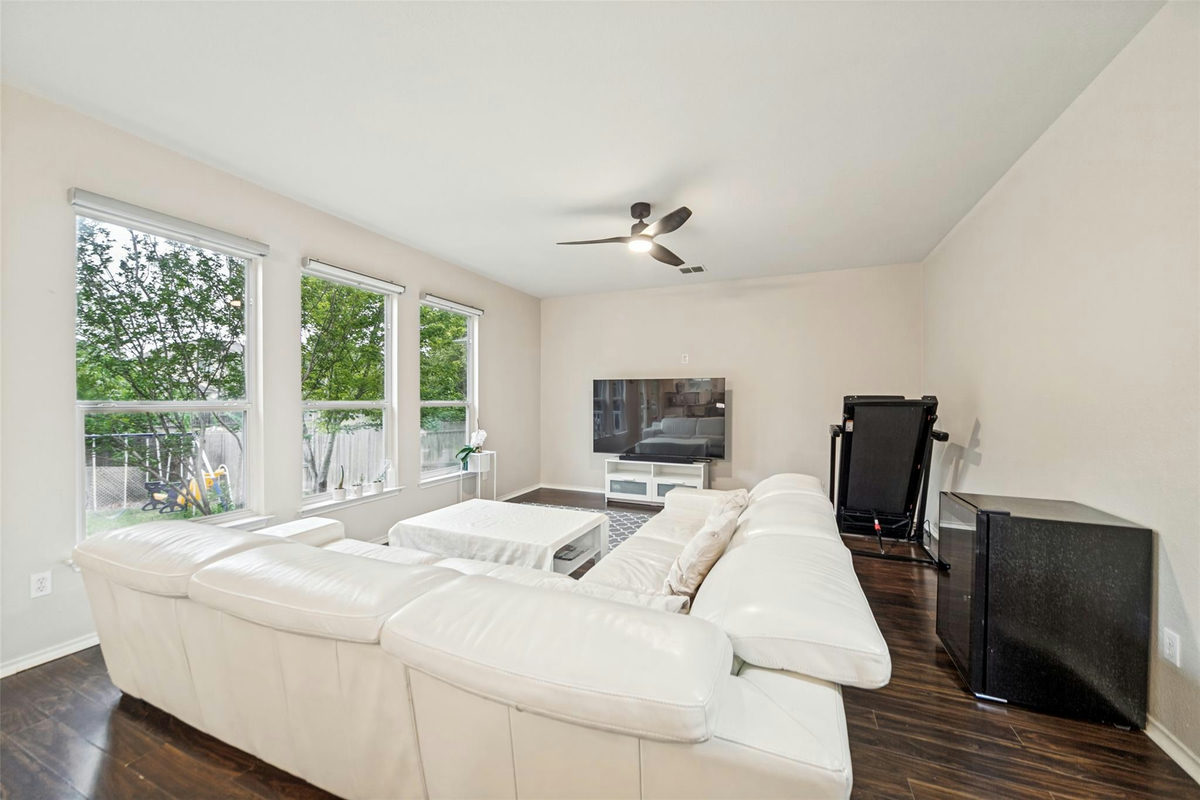 22911 Cardigan Chase — photo 4