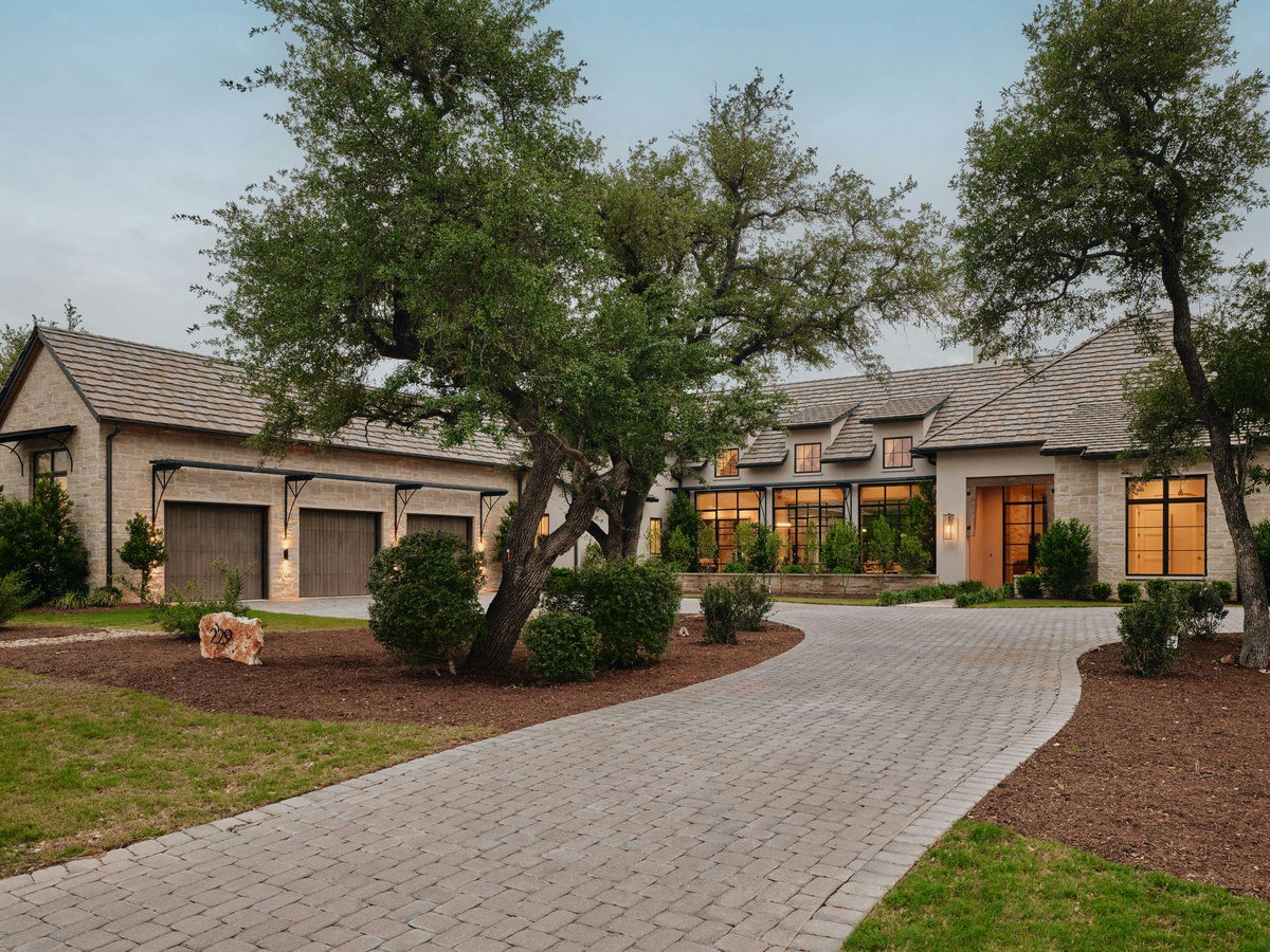 229 Tiffanie Way — exterior