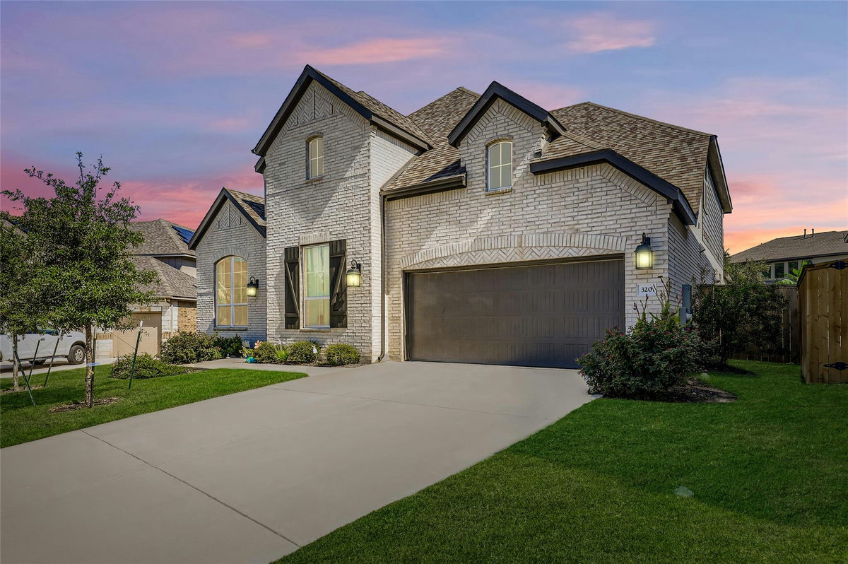 320 Autumn Oak Way — photo 2