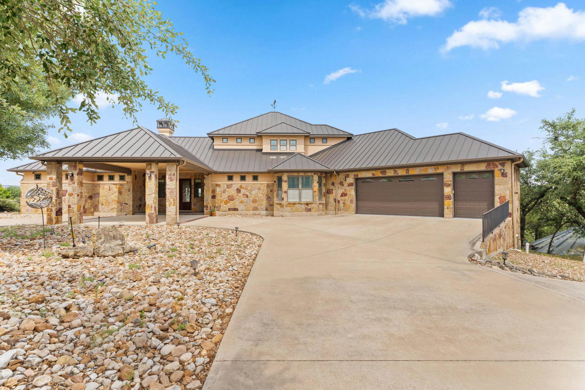 128 Carol Cv — photo 4