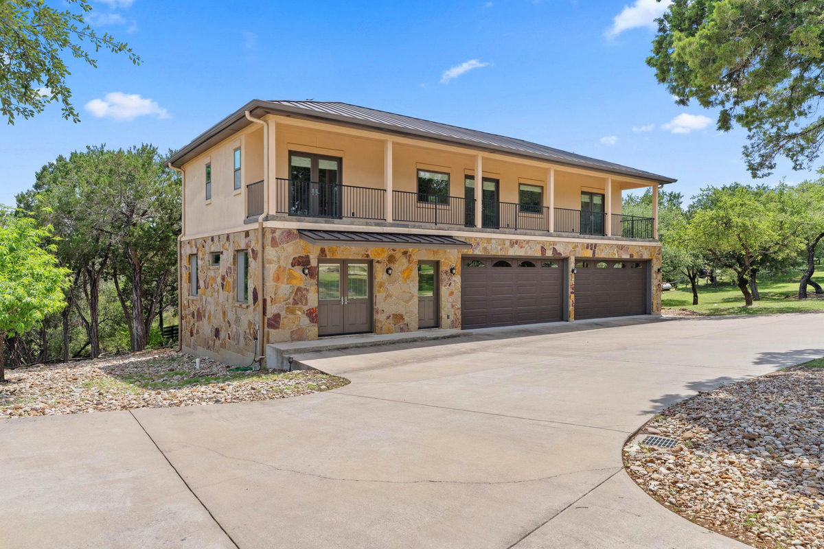 128 Carol Cv — photo 5