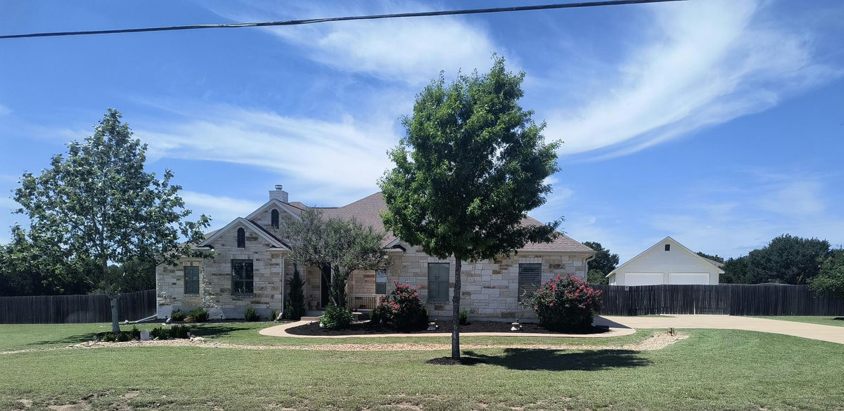 213 Dawn Dr — exterior