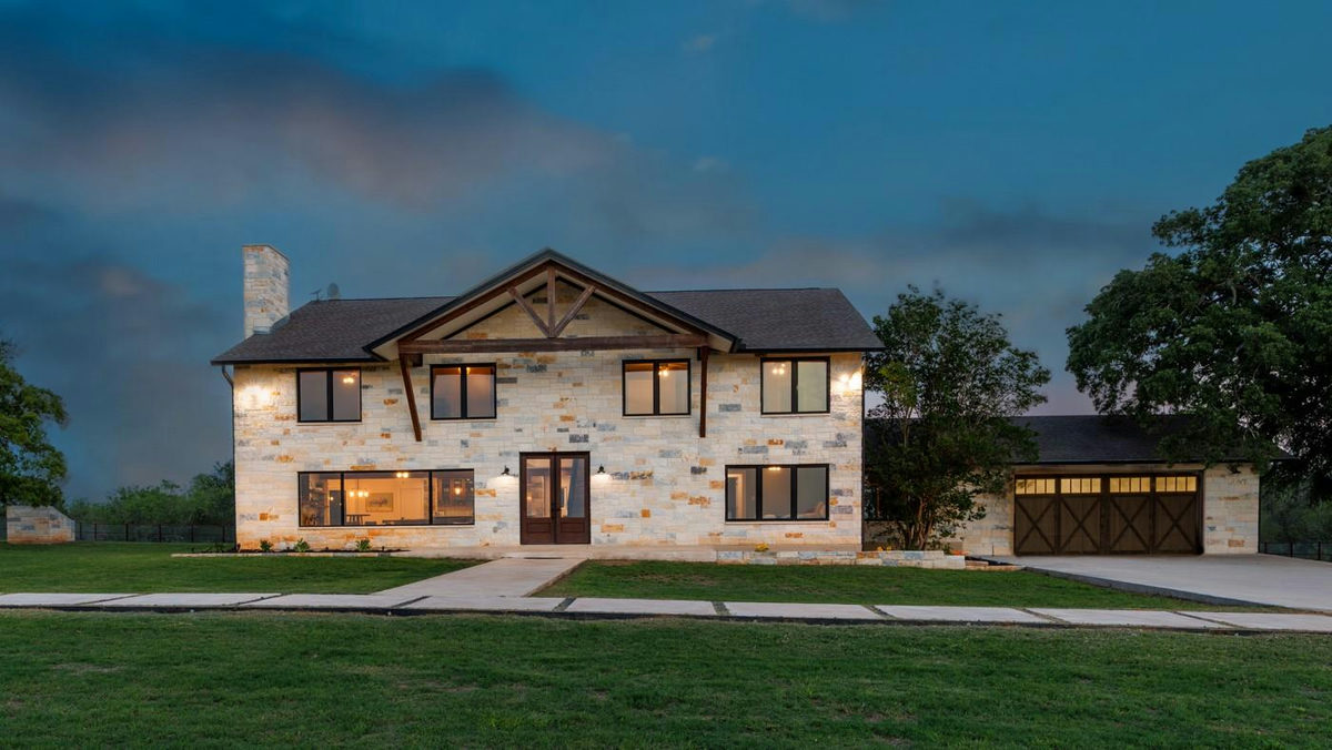 187 N Cedar Creek Dr — exterior