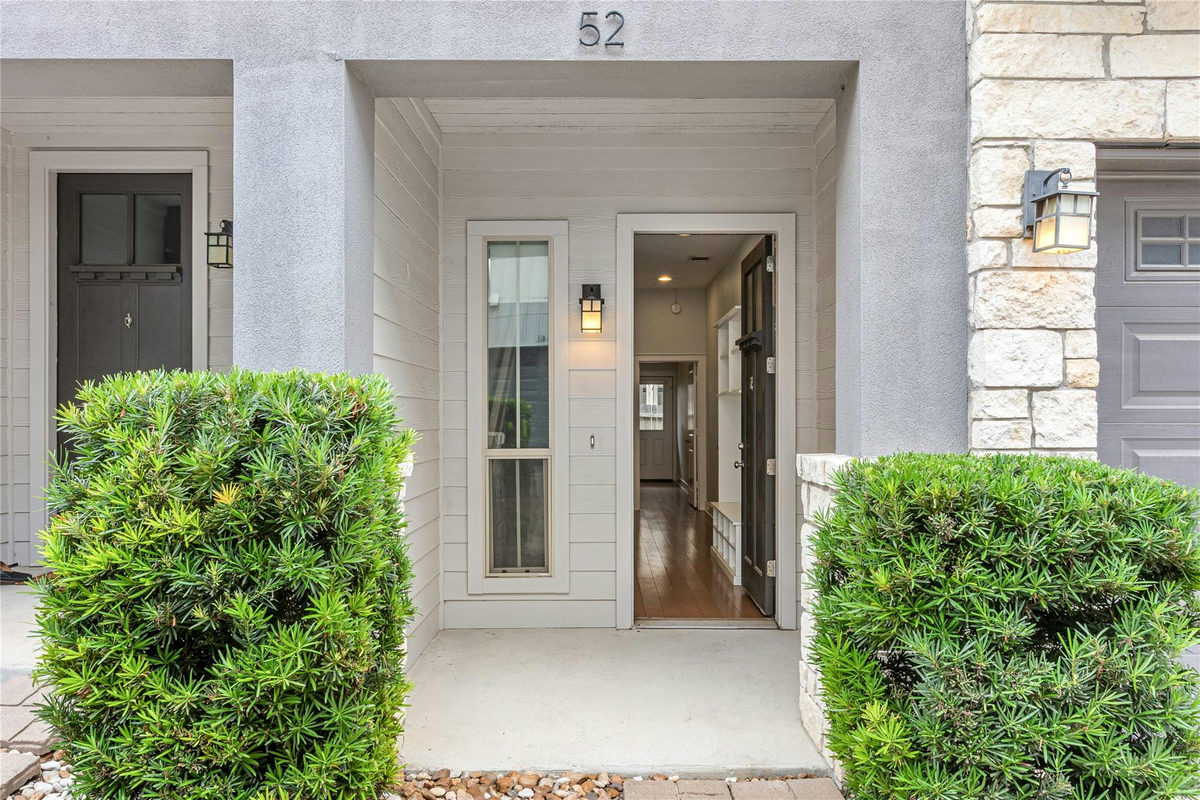 2520 Bluebonnet Ln #52 — photo 3