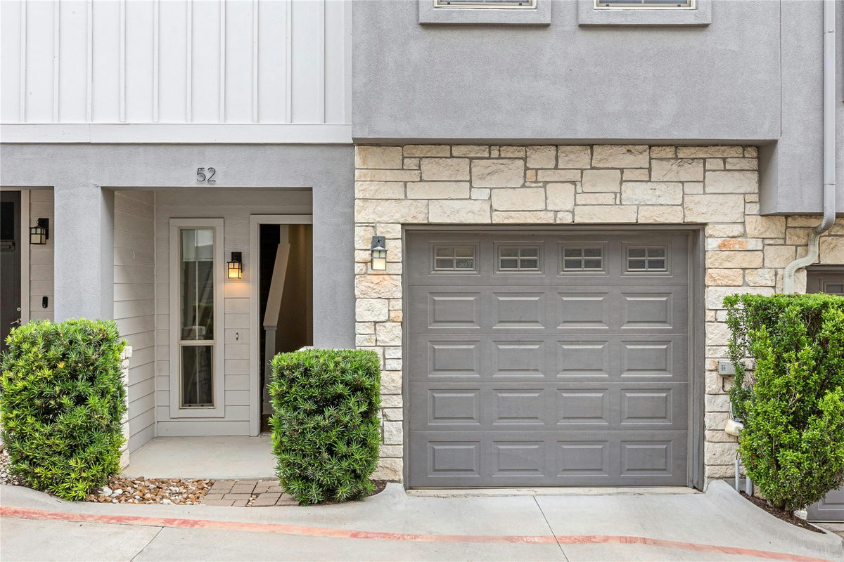 2520 Bluebonnet Ln #52 — photo 2