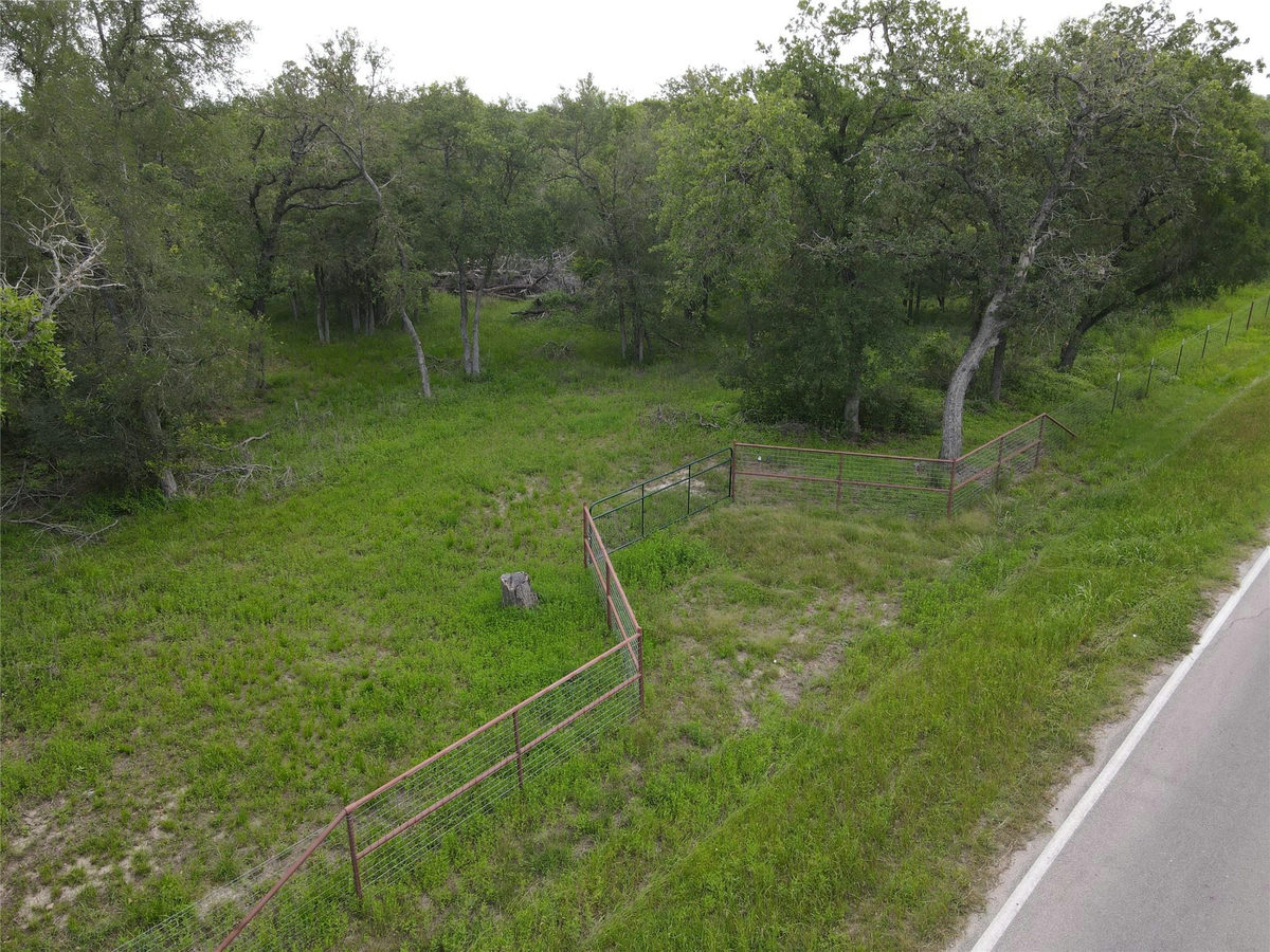20100 Hog Eye Rd — photo 2