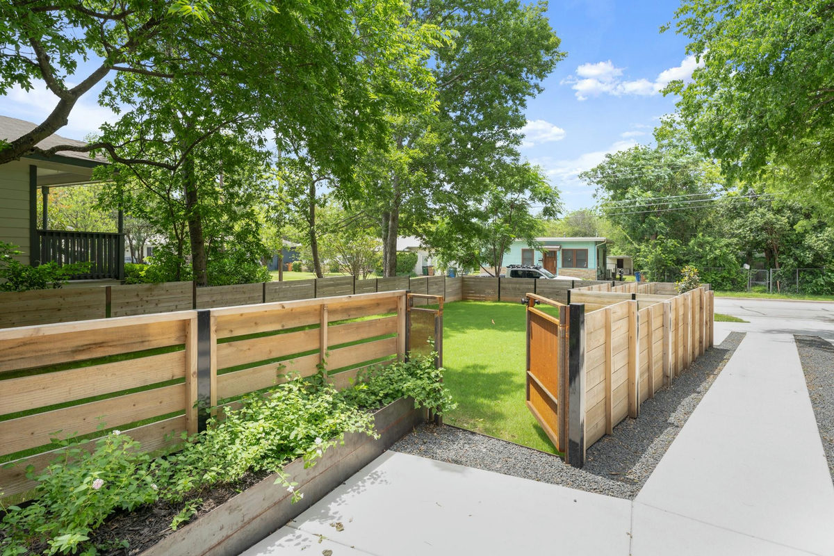 5511 Joe Sayers Ave #A — photo 4