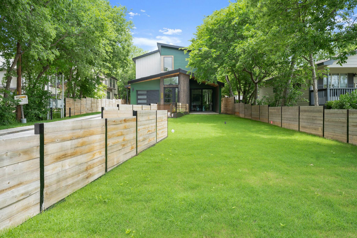 5511 Joe Sayers Ave #A — exterior