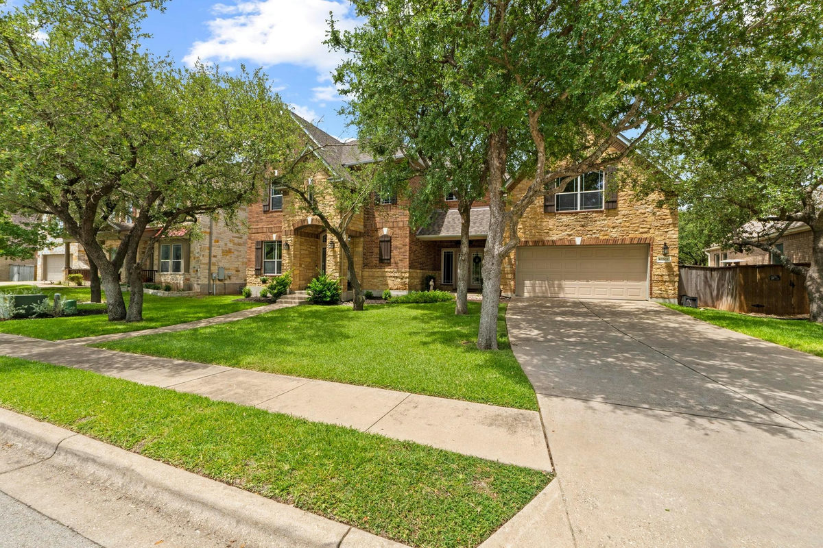 1303 Quiet Creek Dr — photo 2
