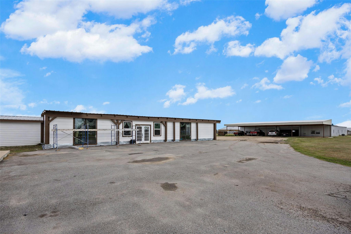 1050 Fm 619 Rd — photo 4