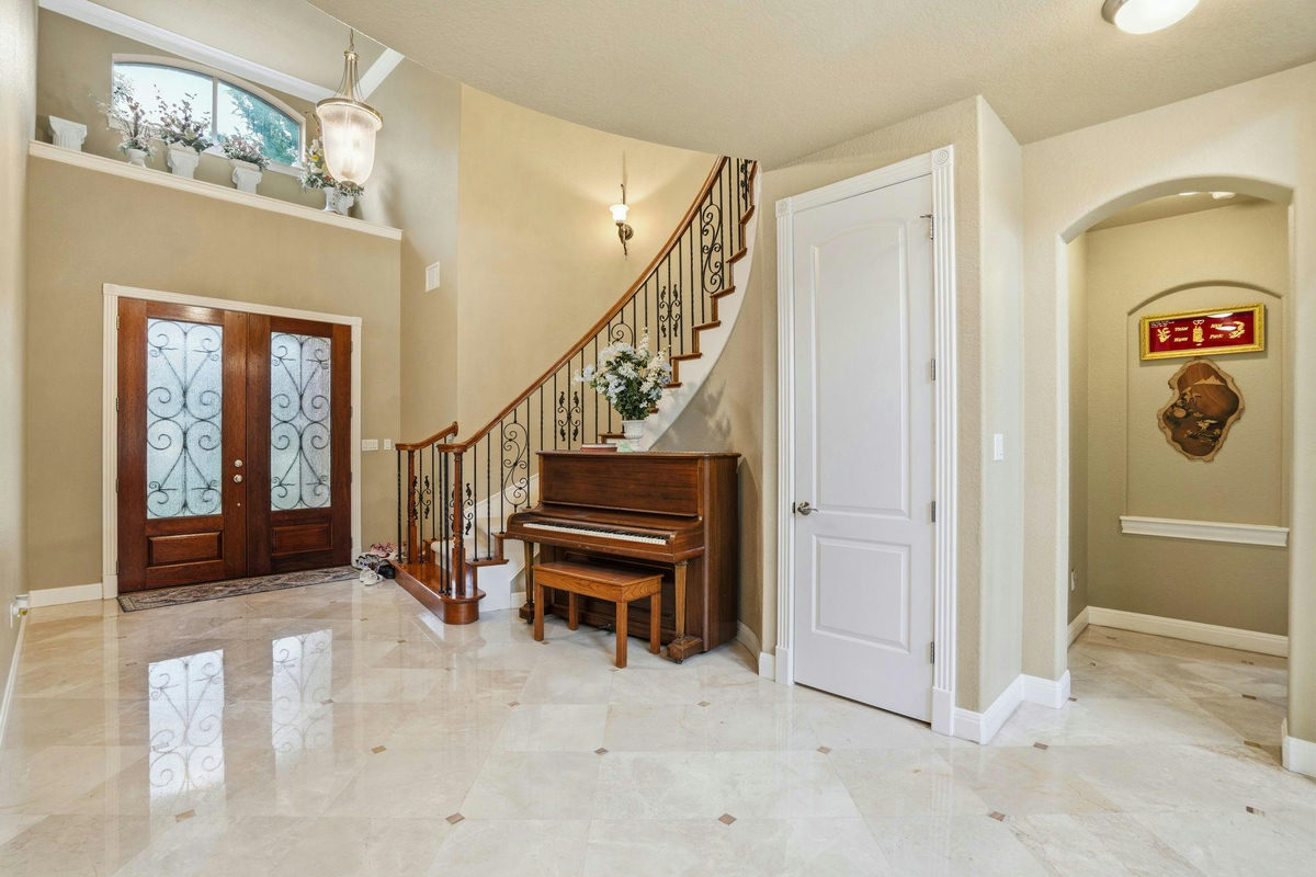 222 Vailco Ln — photo 5