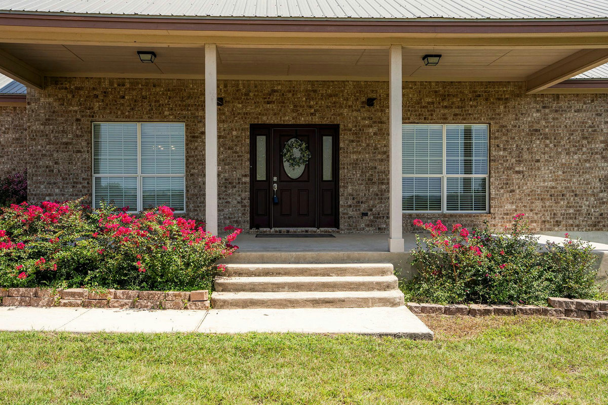 2110 County Road 285 — photo 4
