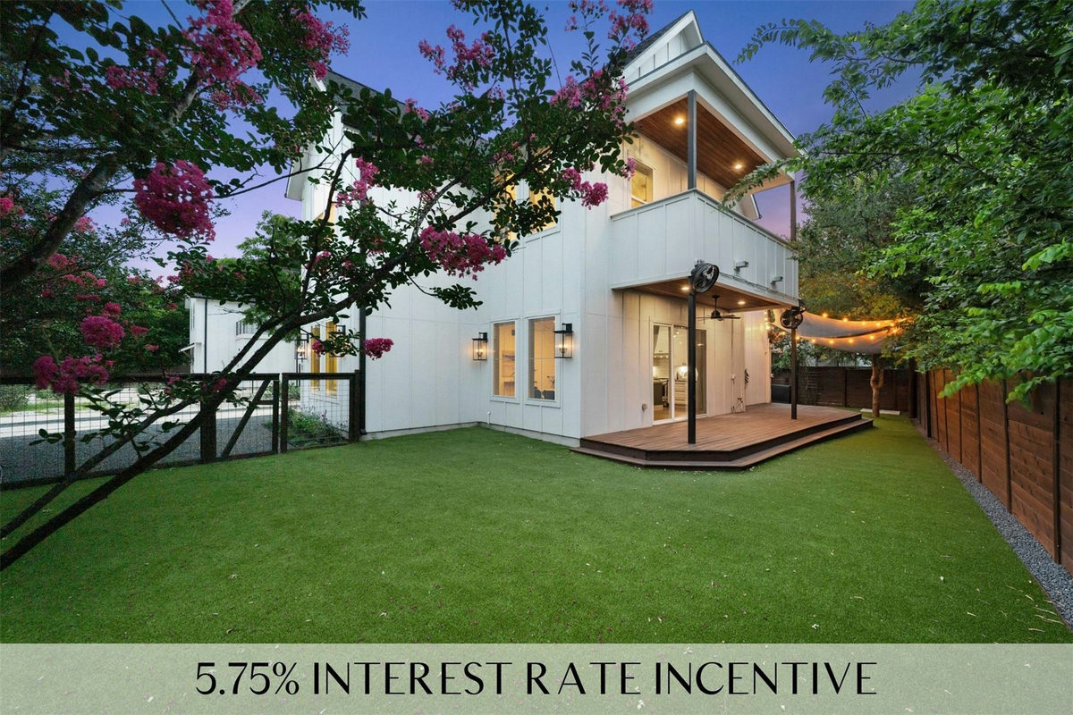 5601 Jackie Robinson St #1 — exterior