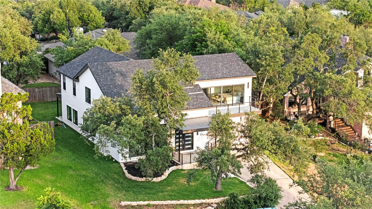 10701 Scotland Well Dr — photo 2