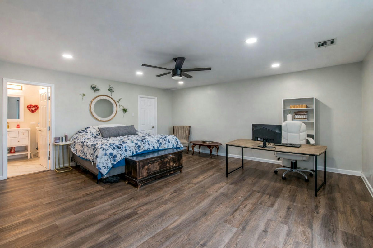411 Carriage Oaks Dr — photo 3