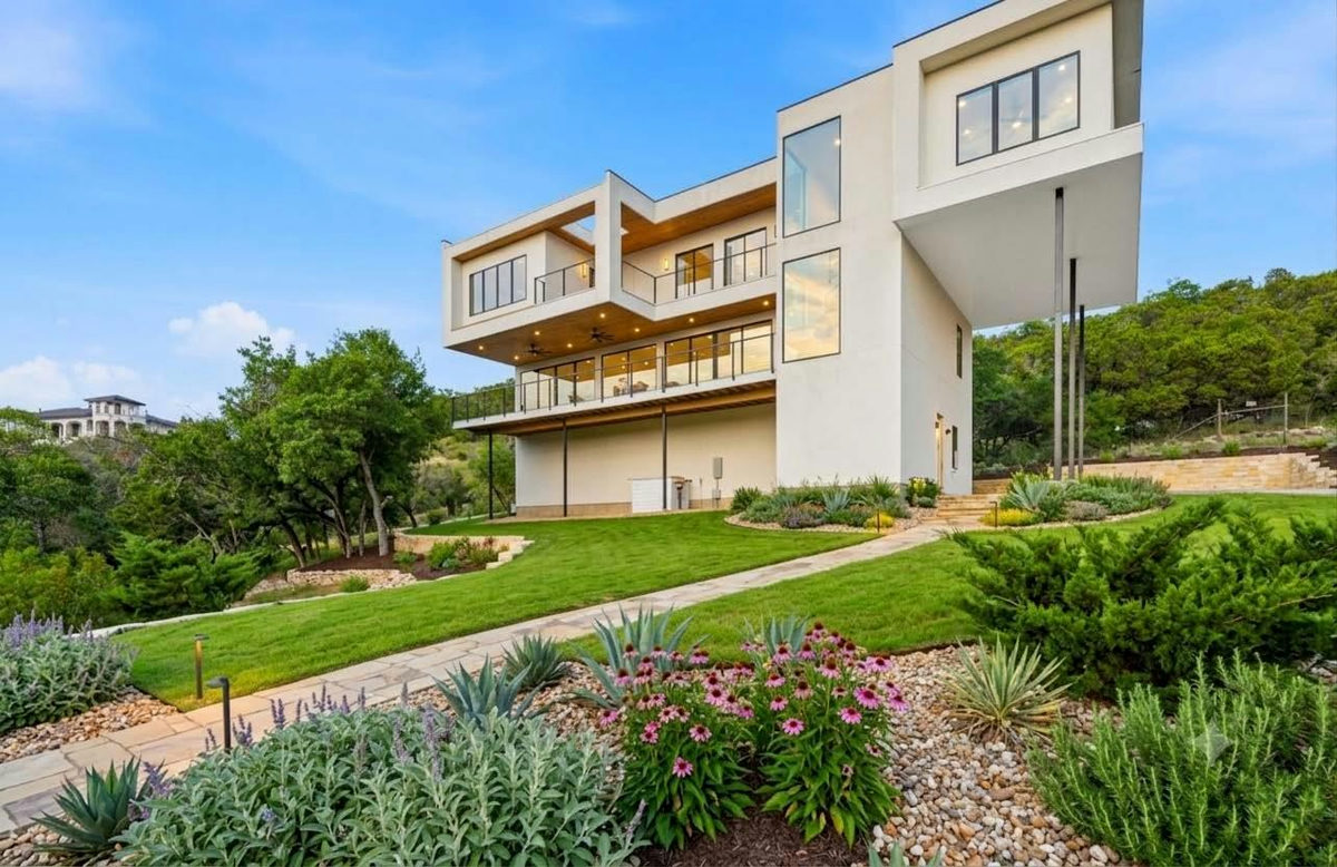 15424 FM 2769 Rd — exterior