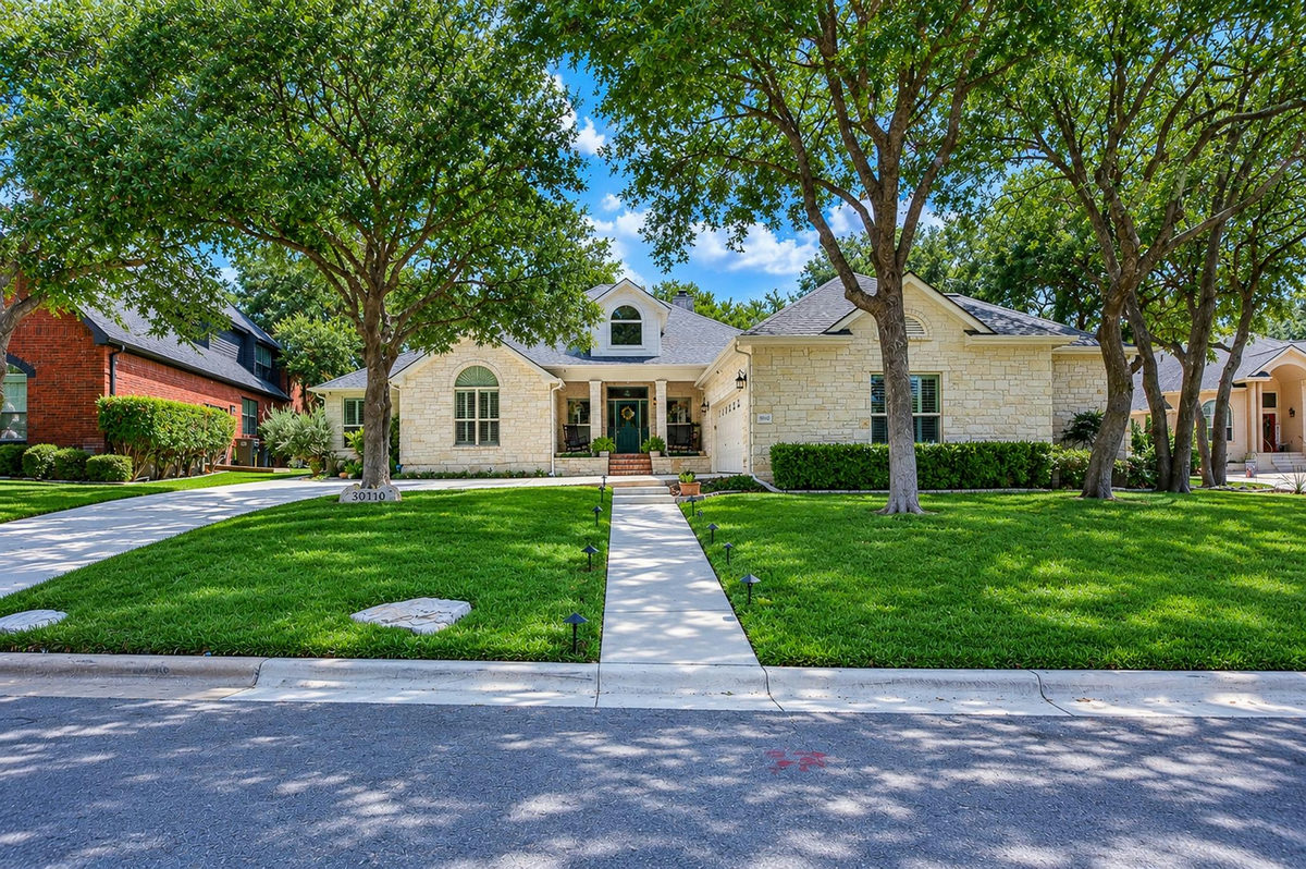 30110 Torrey Pines Cir — exterior