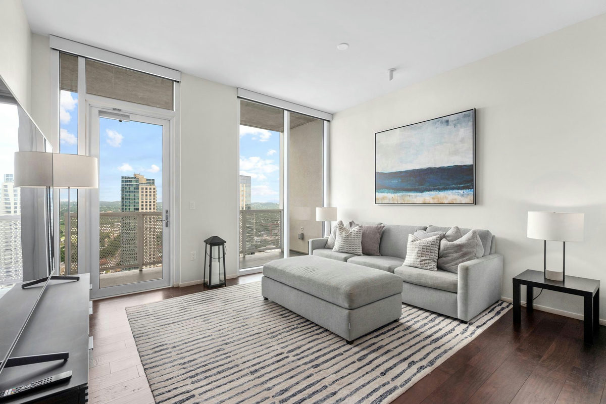 301 West Ave #3208 — photo 3