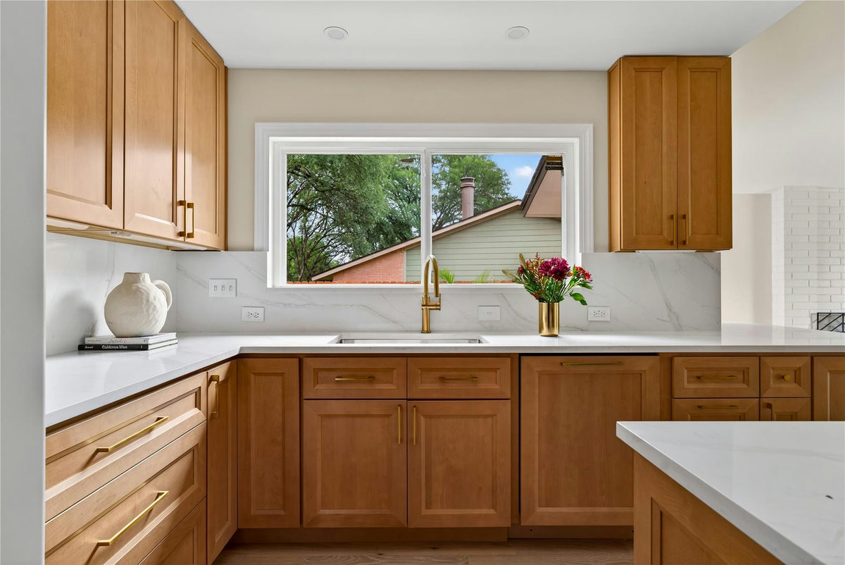 6806 Rearden Rd — photo 4