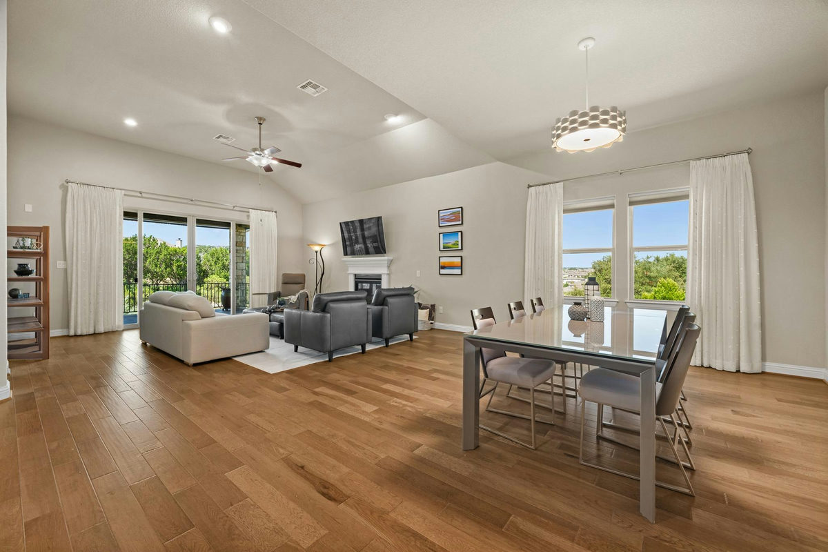512 Summer Wilson Cv — photo 3