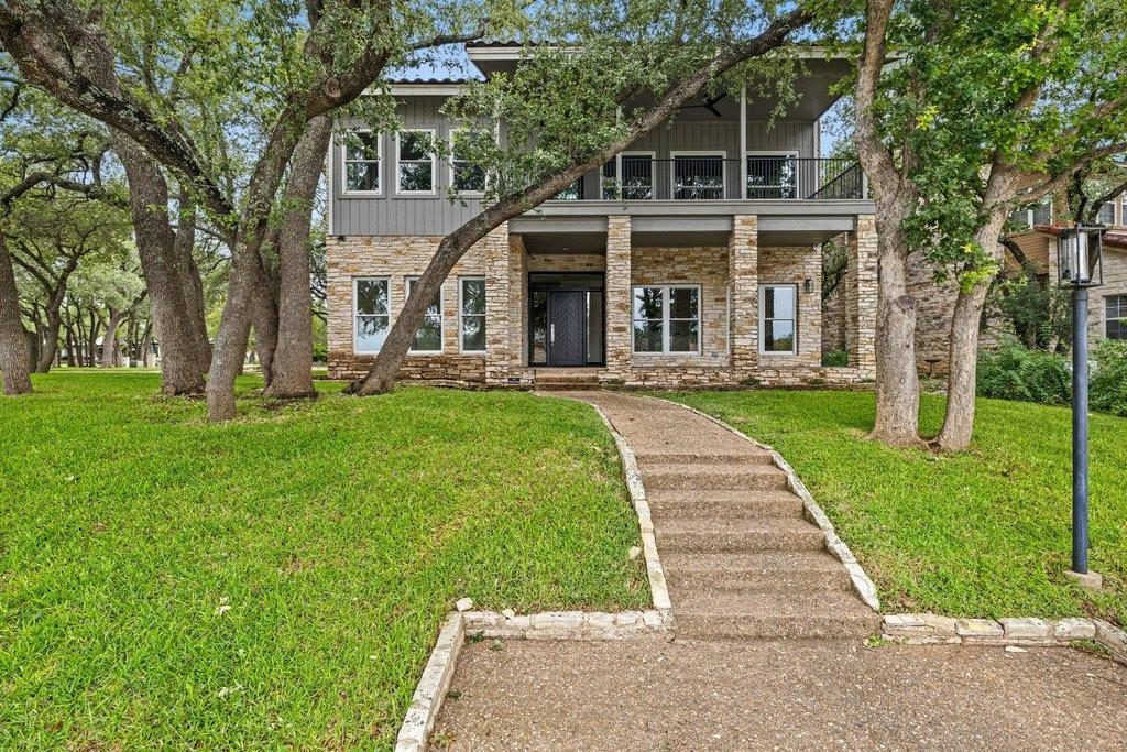 201 Crescent Blf — exterior