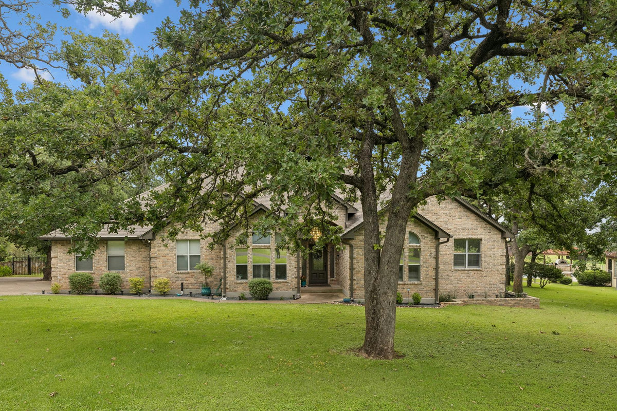 233 Colovista Pkwy — photo 2