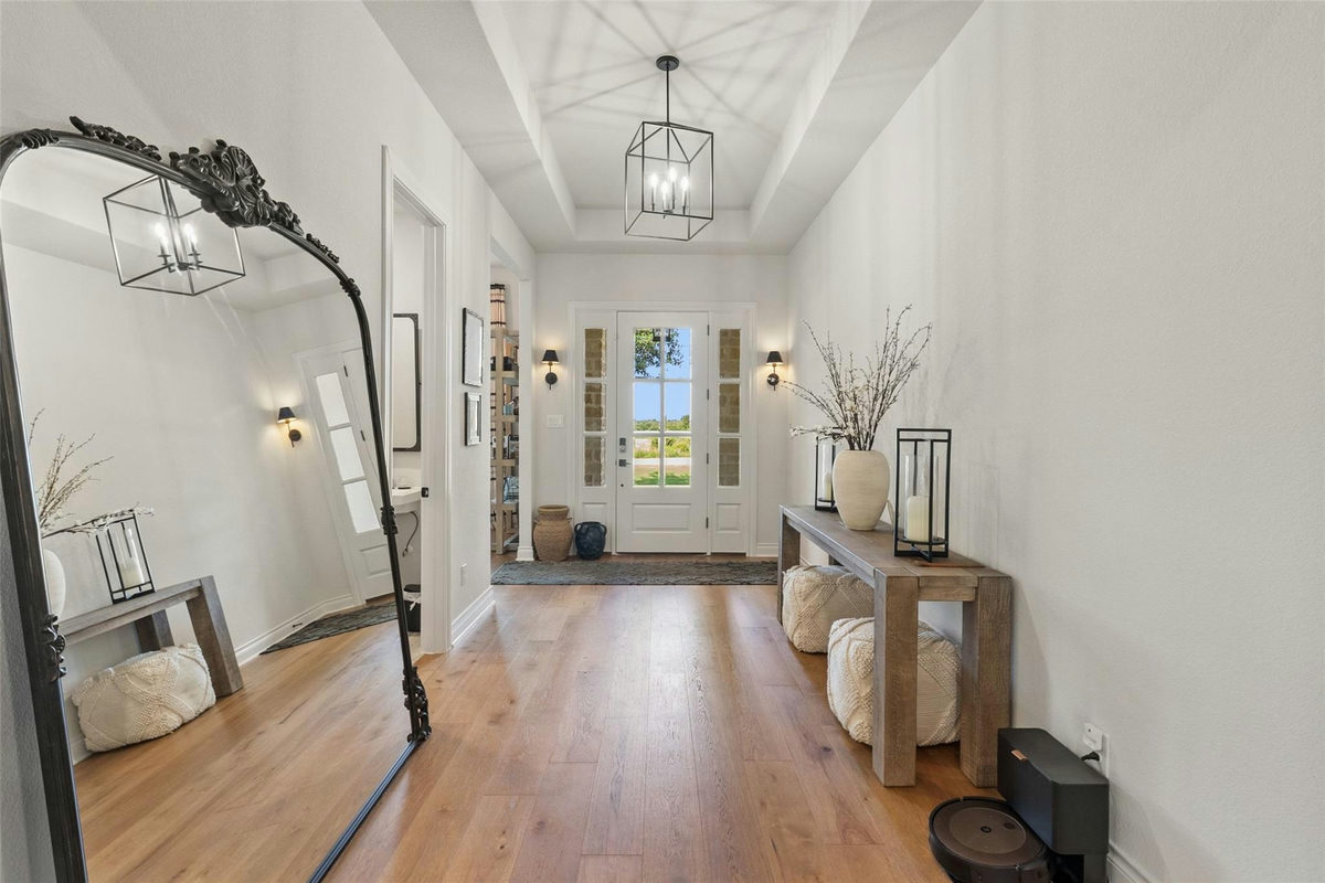 412 Oakpark Dr — photo 5