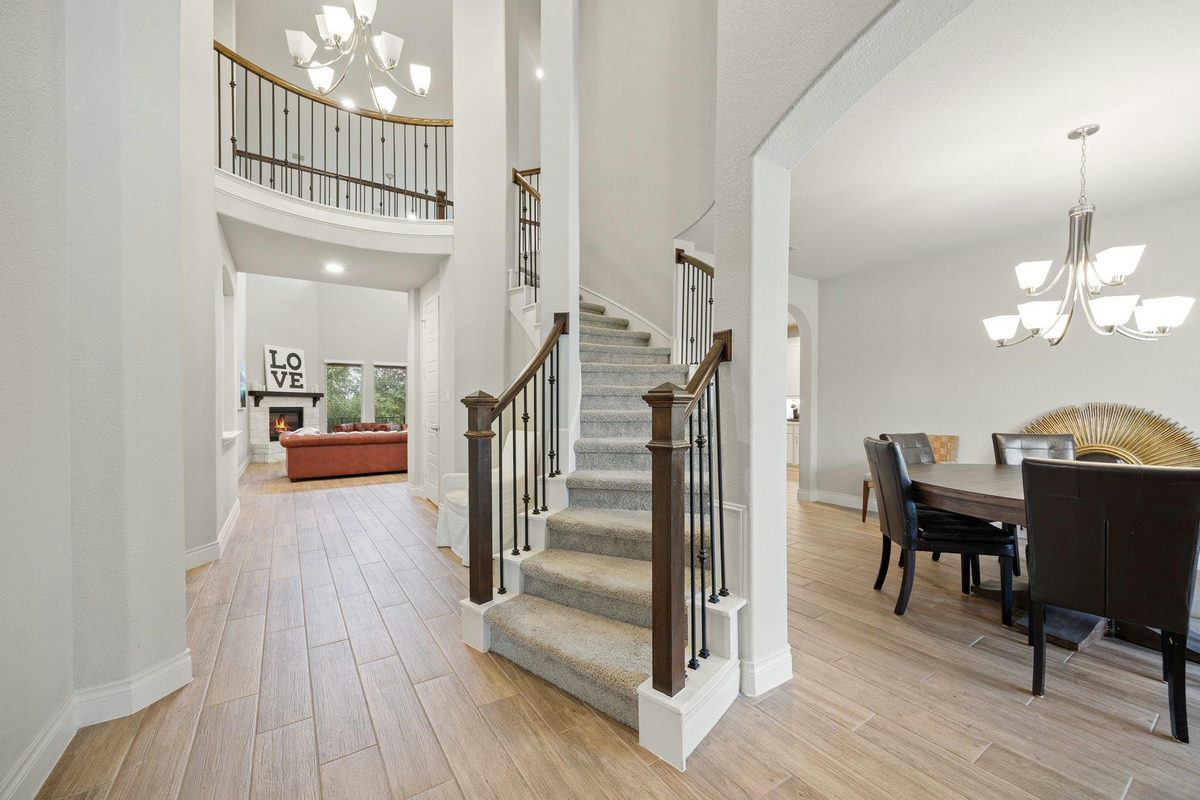 428 Montalcino Ln — photo 3