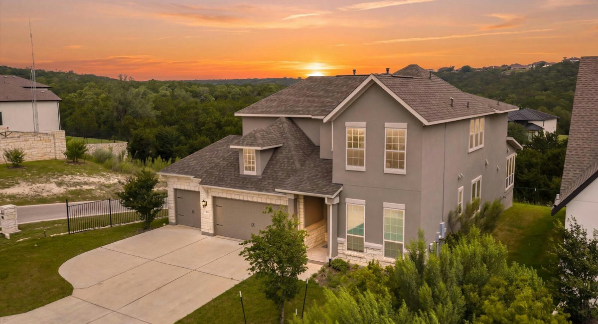 908 Siena Sunset Rd — exterior