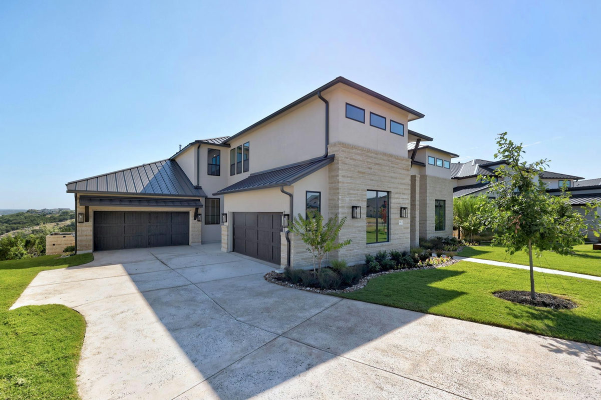 936 Bristol Creek Bnd — photo 2
