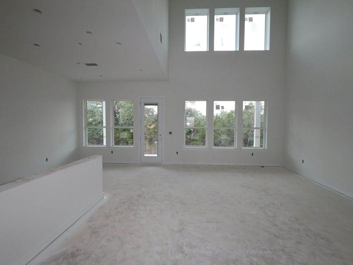 4008 Fulton Dr — photo 2