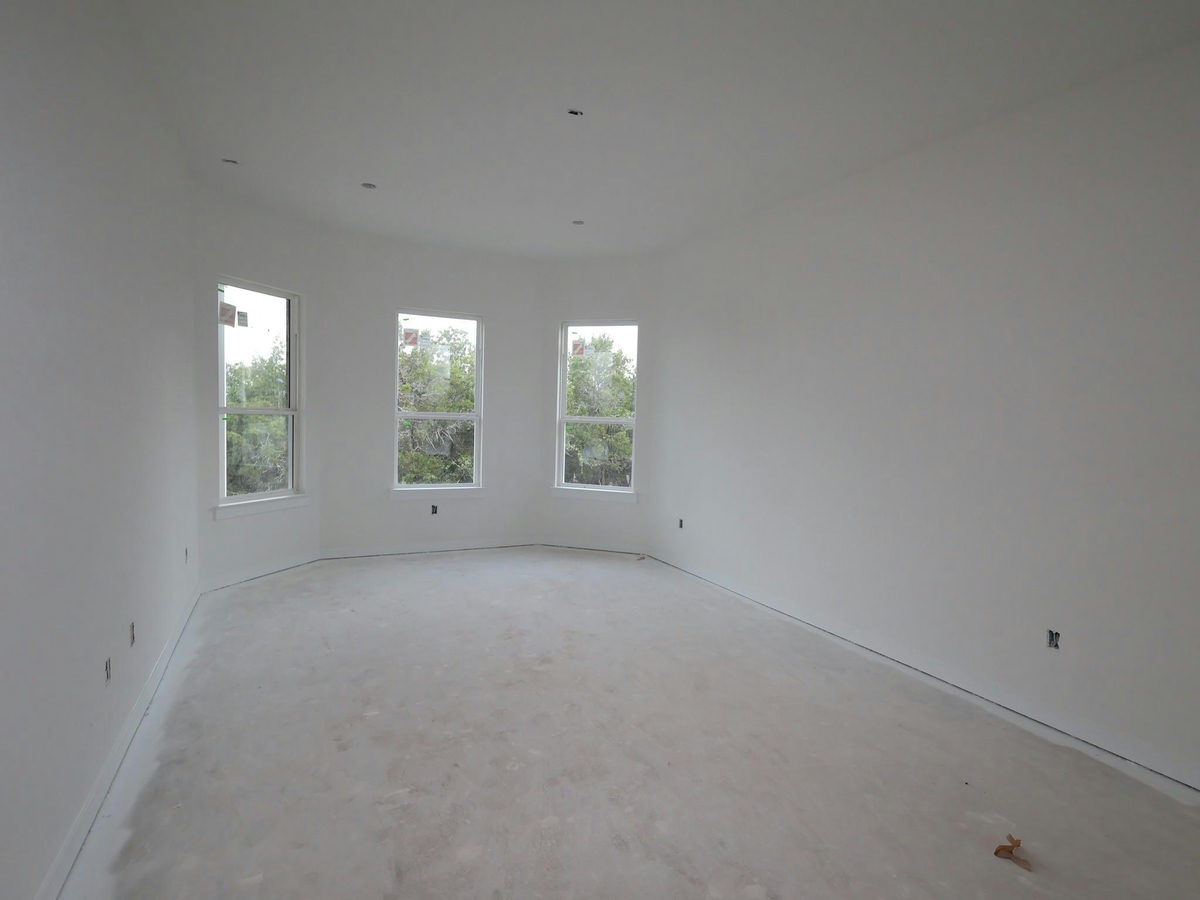 4008 Fulton Dr — photo 4