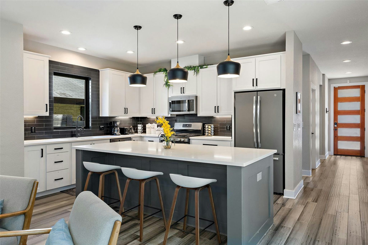 2202 Santa Rita St — photo 3