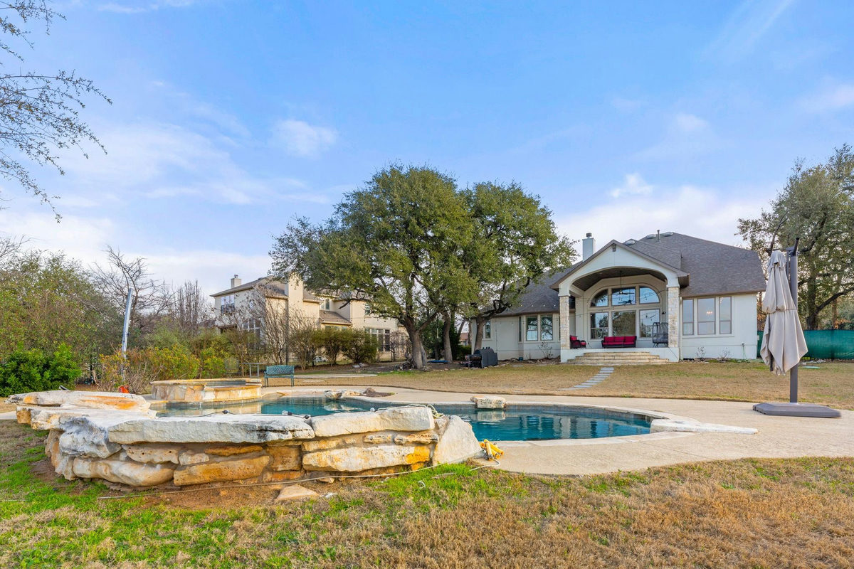 3013 Vista Heights Dr — photo 5