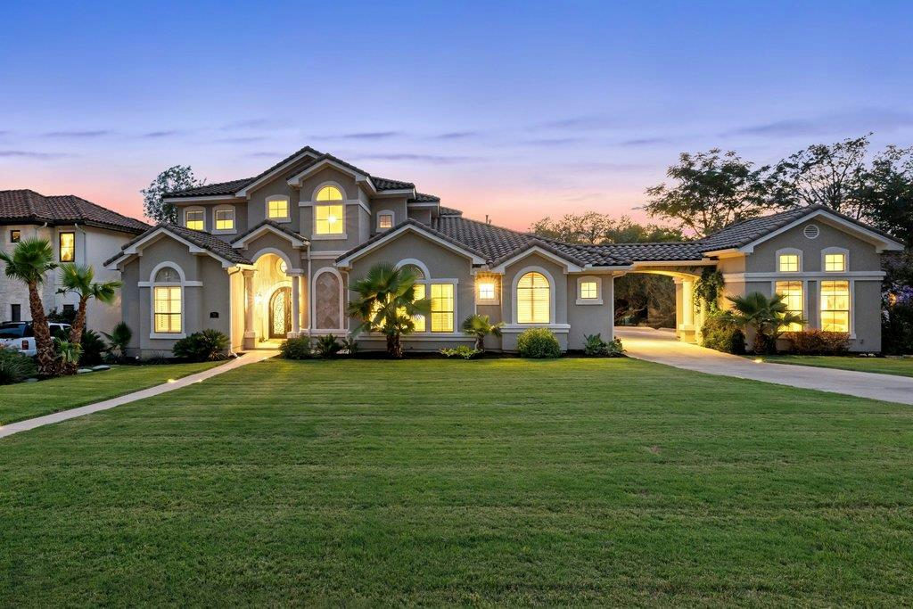 701 Hurst Creek Rd — exterior