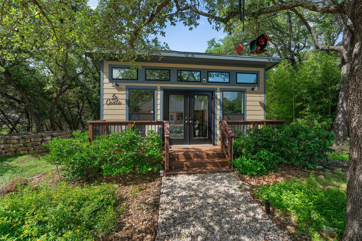223 E Ridgewood Rd — photo 4