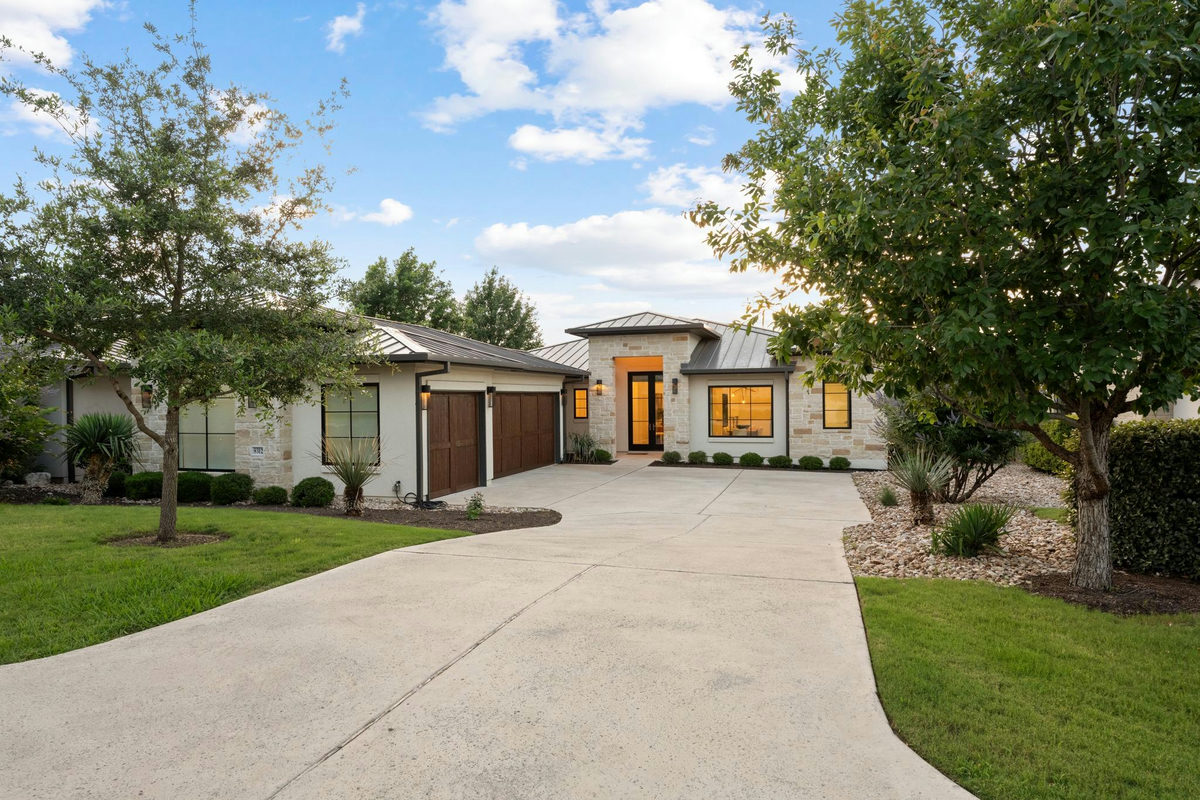 8312 Carranzo Dr — exterior