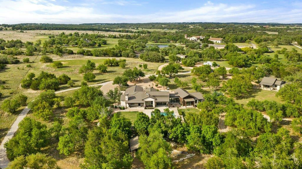 2560 Bell Springs Rd — exterior