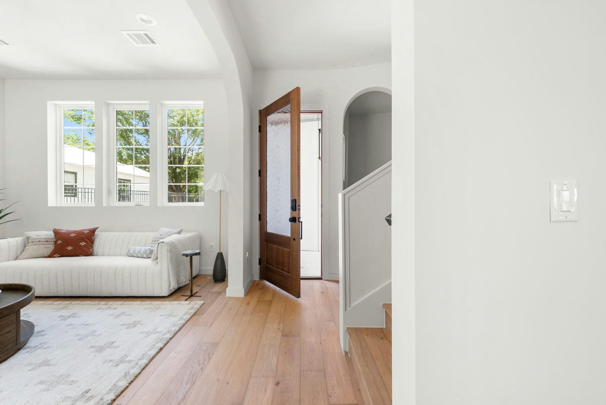 5607 Tura Ln #2 — photo 4