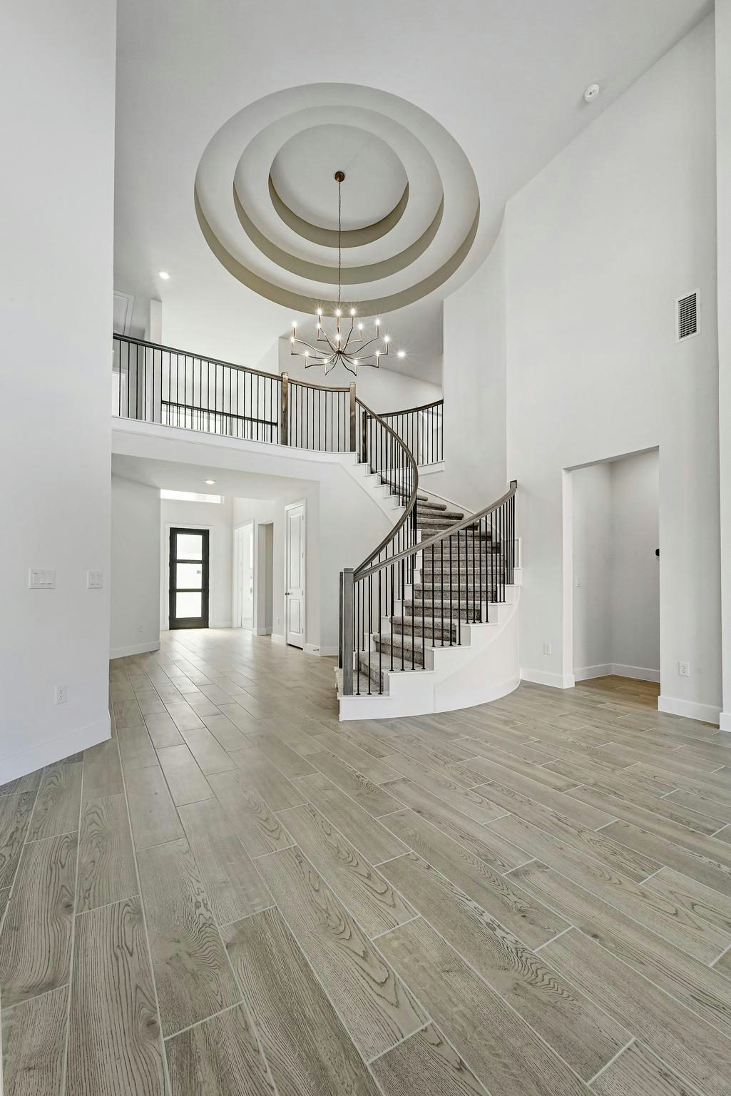 7400 Desert Needle Dr — photo 3