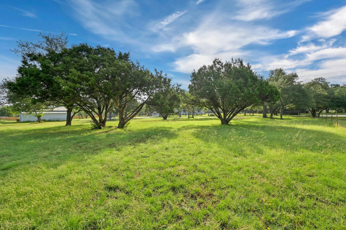 322 Mesa Oaks — photo 5