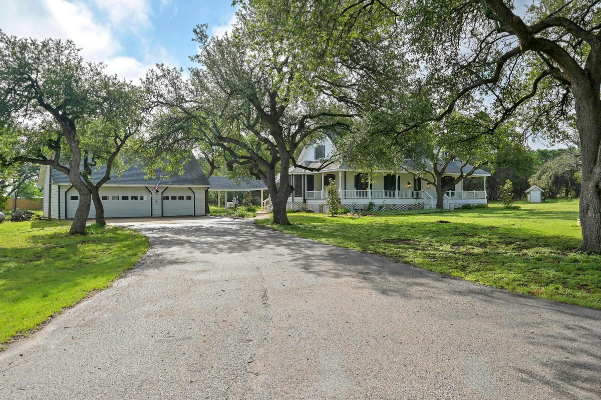 322 Mesa Oaks — photo 4
